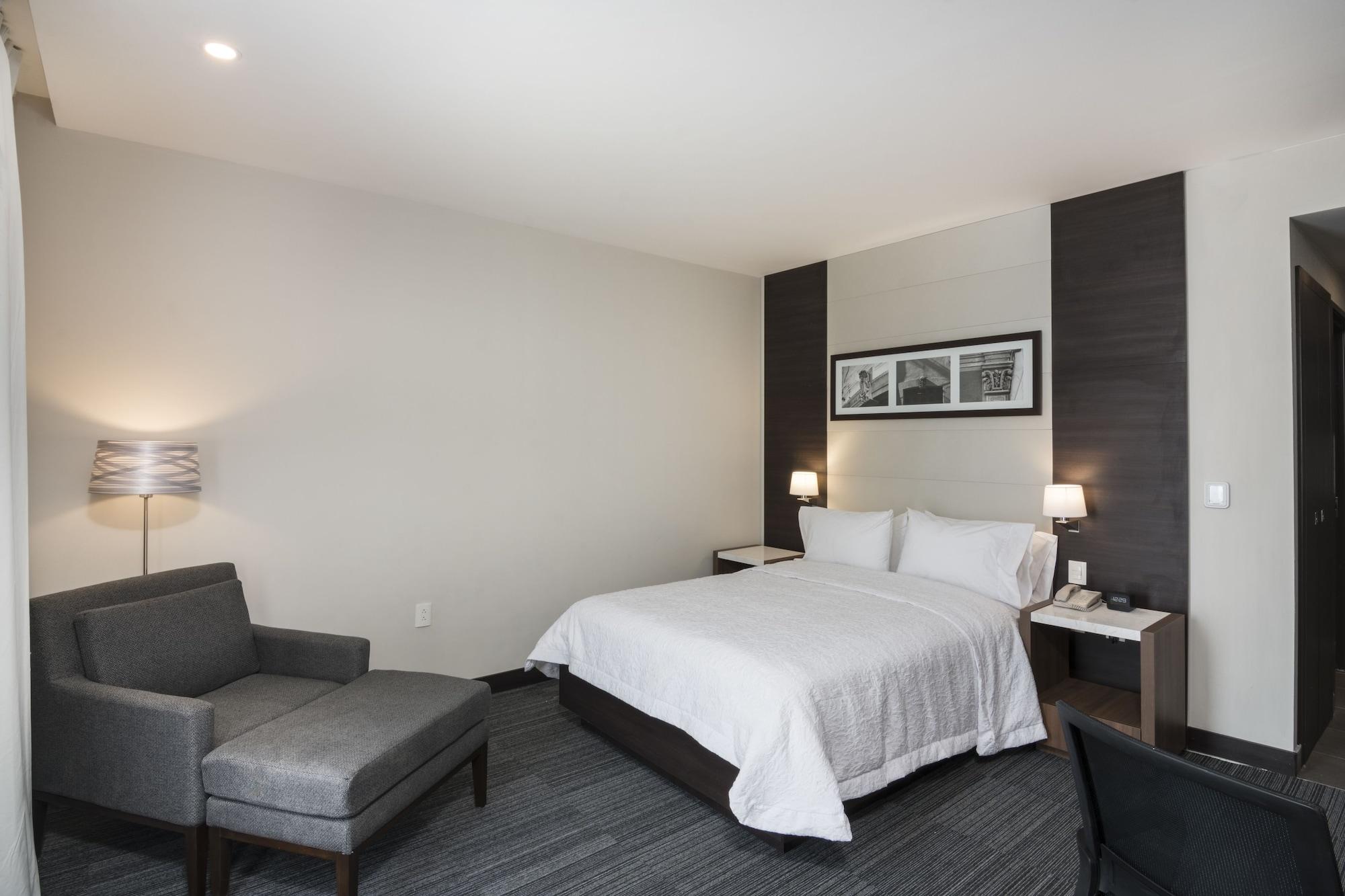 Hampton Inn And Suites San Luis Potosi Slp 外观 照片