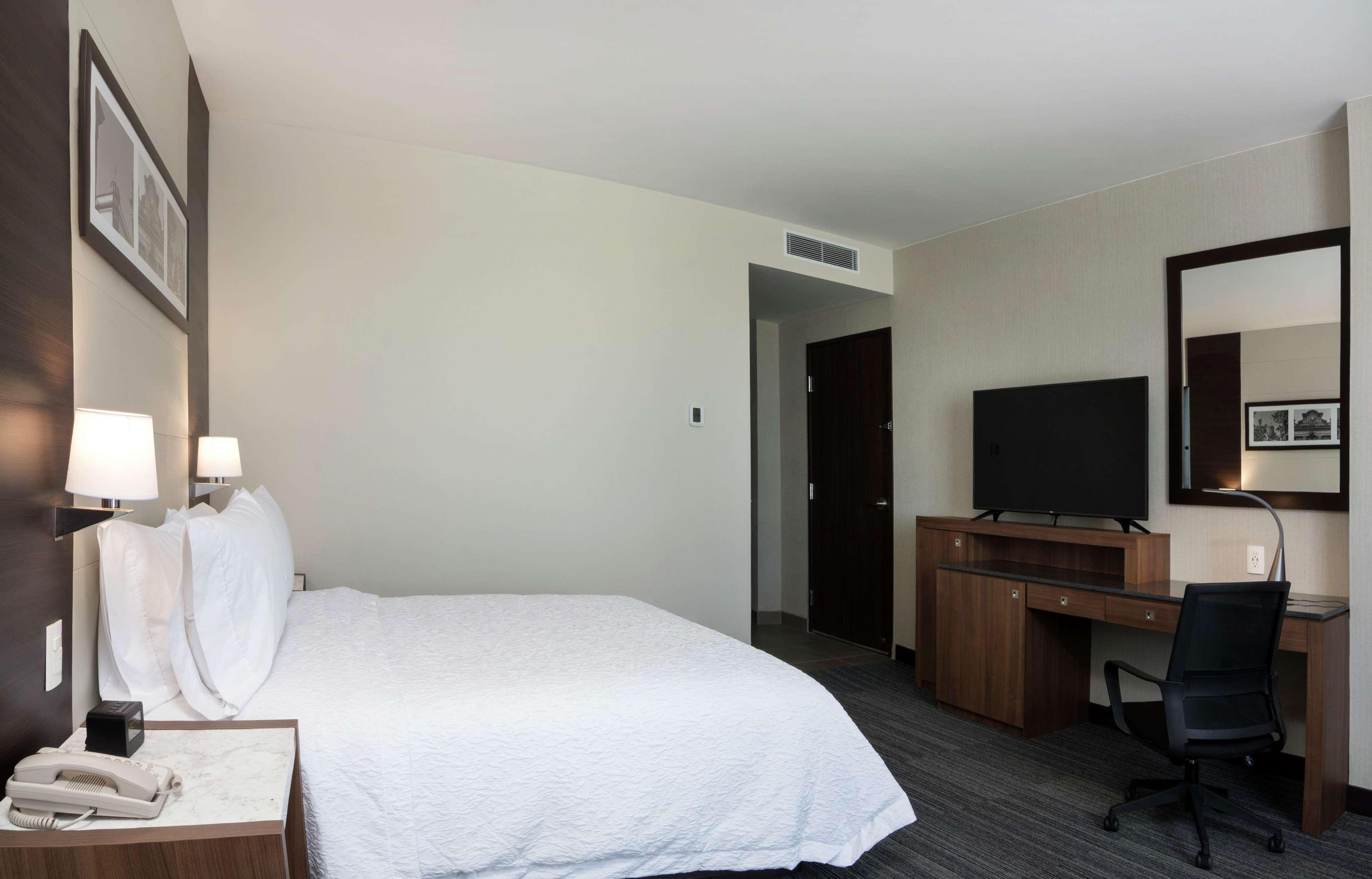 Hampton Inn And Suites San Luis Potosi Slp 外观 照片