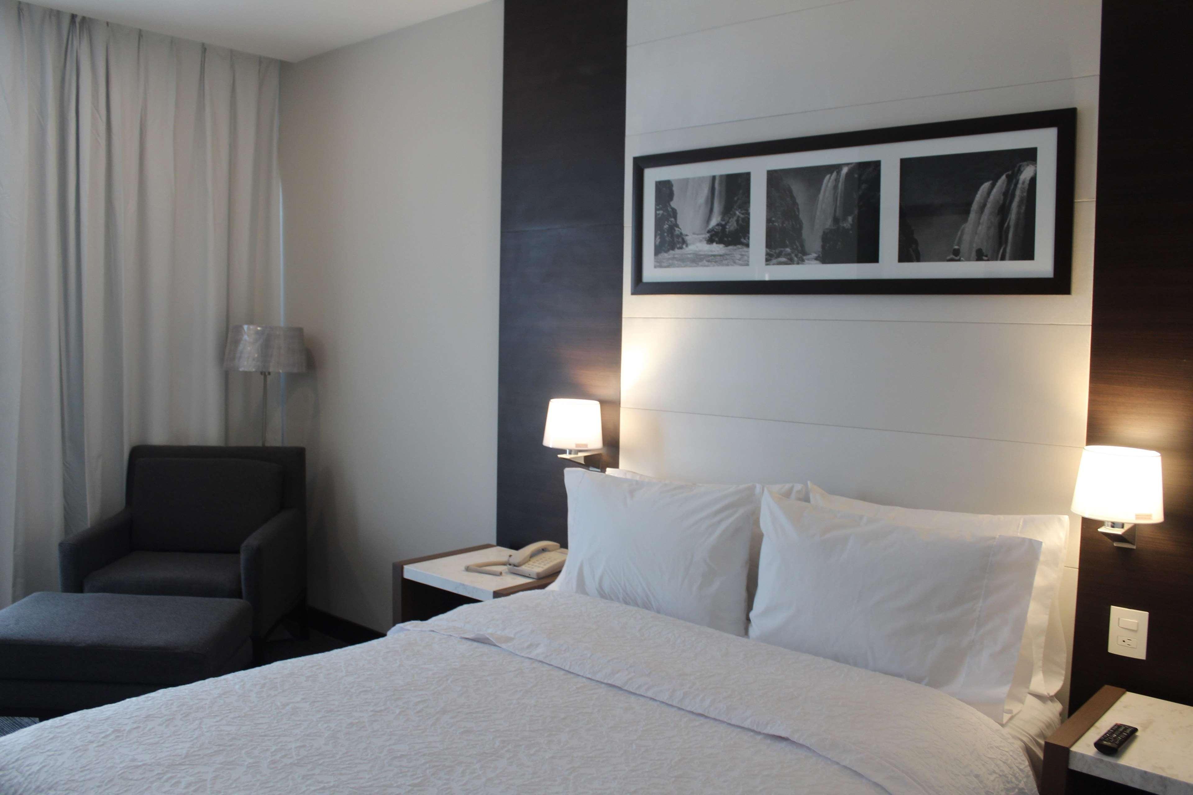Hampton Inn And Suites San Luis Potosi Slp 外观 照片